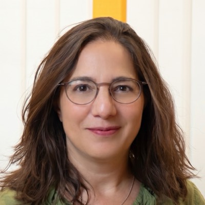 Dr. med. Ioanna Katsares